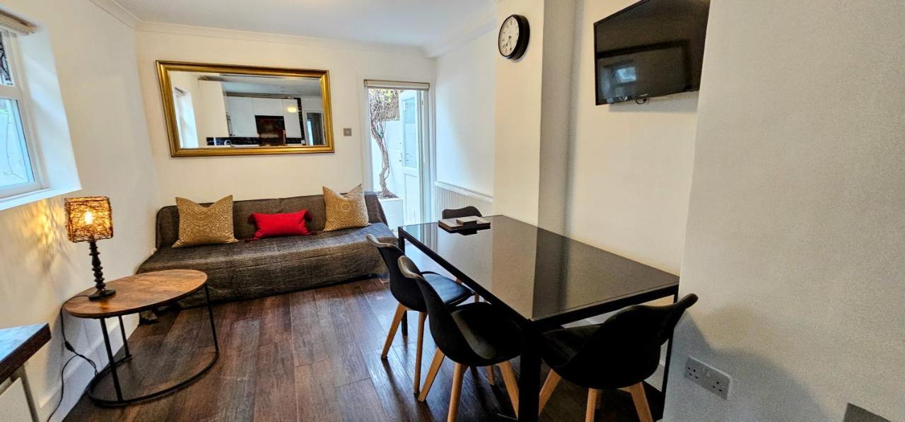 Apartamento Victorian Property Londres Exterior foto